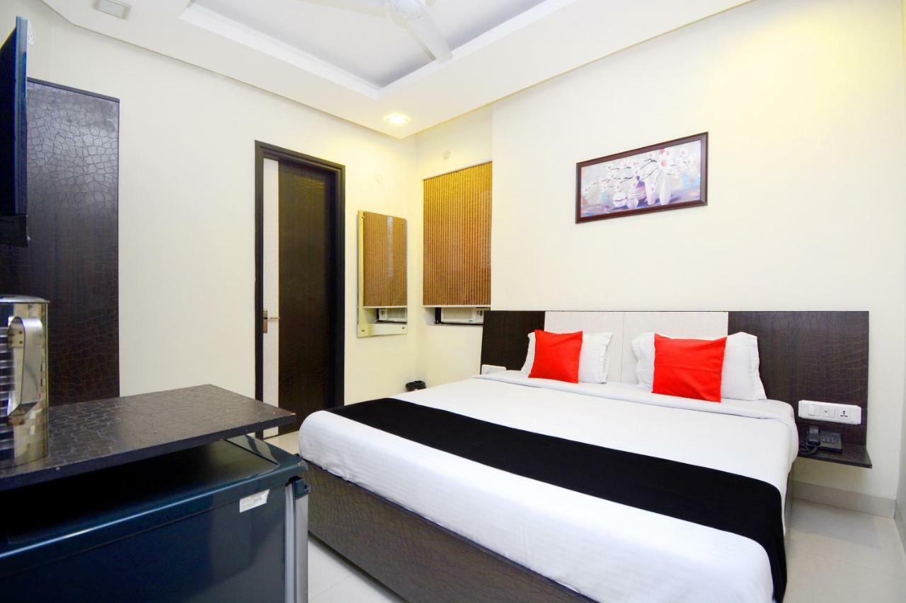 Capital O 4087 Hotel Akaal Residency أمريتسار المظهر الخارجي الصورة