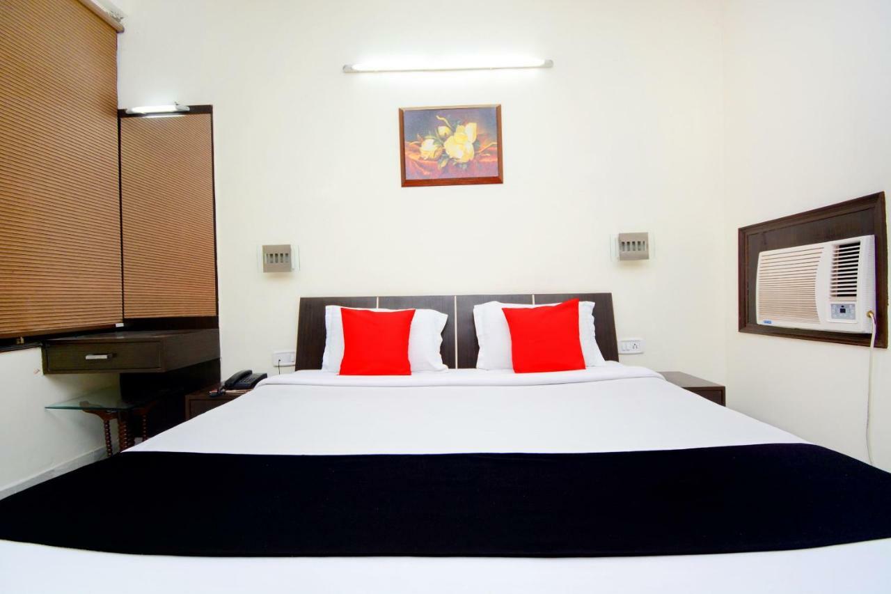 Capital O 4087 Hotel Akaal Residency أمريتسار المظهر الخارجي الصورة